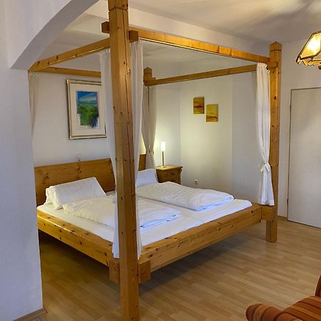 Schlossschaenke Friedenfels Buitenkant foto