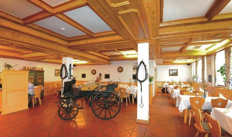 Schlossschaenke Friedenfels Buitenkant foto