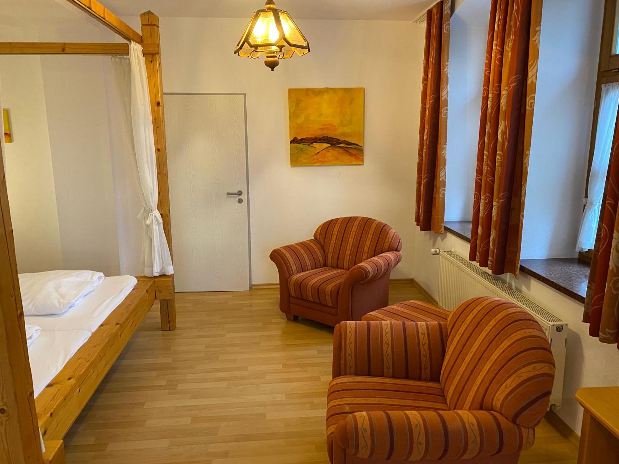Schlossschaenke Friedenfels Buitenkant foto